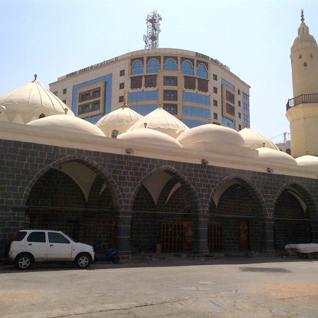 Masjid_Al_Ghamamah